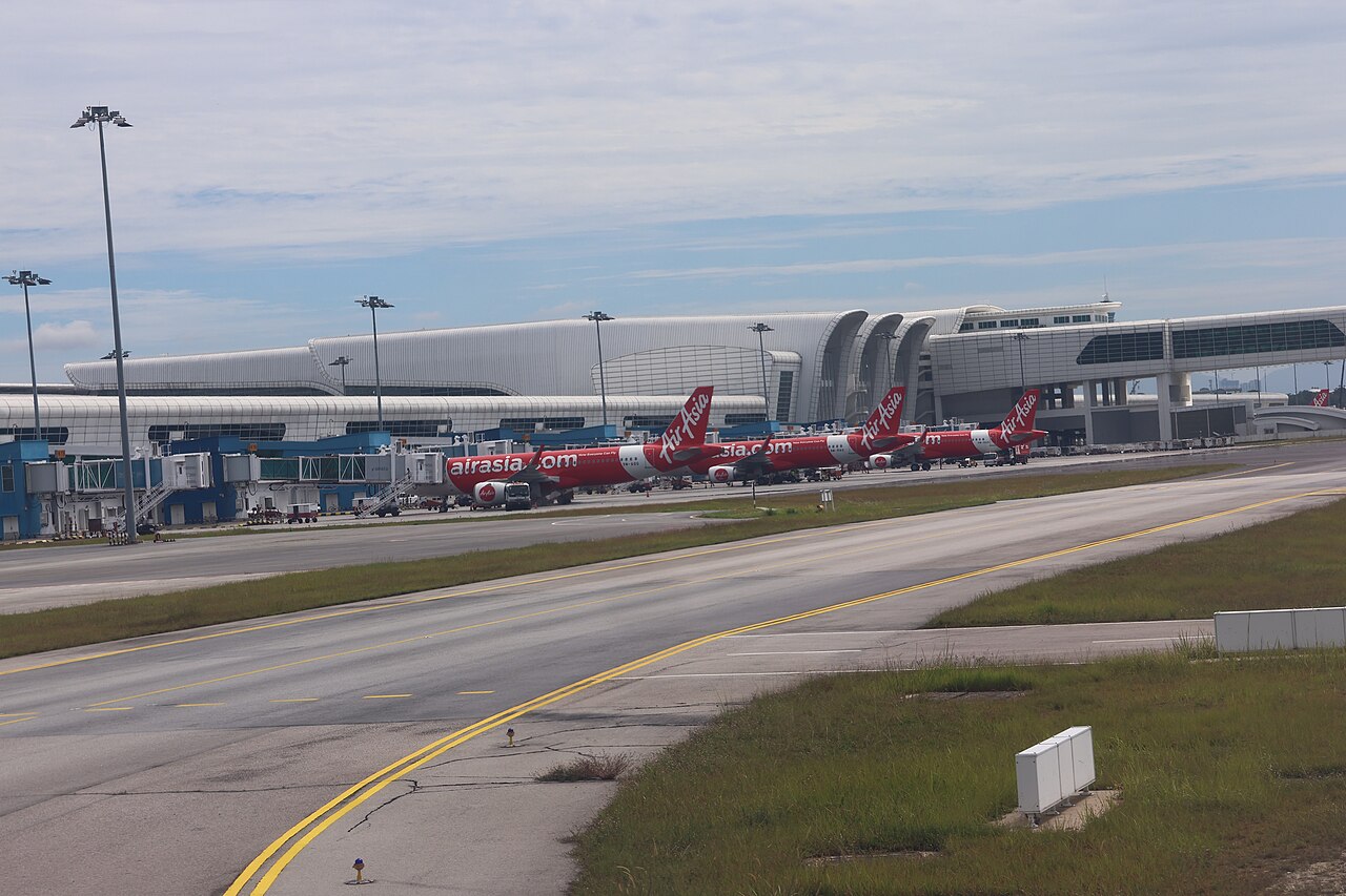 KUL airport exterior